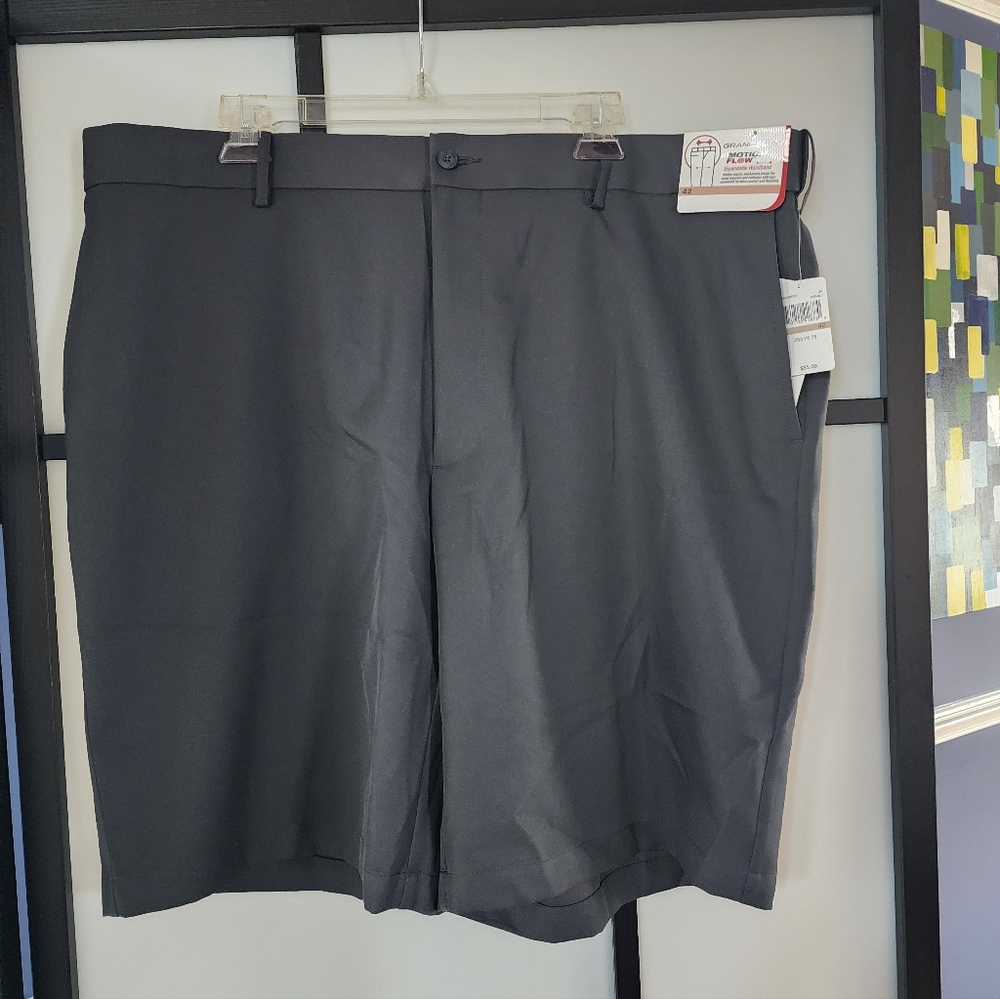 Men's Classic Golf Shorts, Lot 2 Pr. of Shorts Grey & Blk. Size 42. NEW